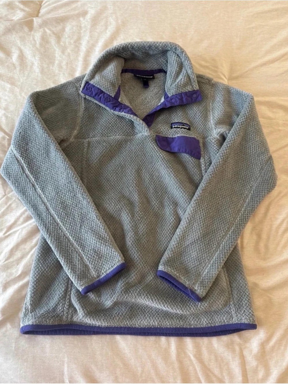 Patagonia Women’s Re-Tool Snap-T Fleece Pullover Gray Purple XS